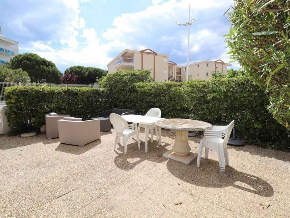 3 Pieces Climatise Avec Terrasse, Parking Prive, A 100M De La Plage, 7 Couchages - Fr-1-307-148 Le Grau-du-Roi Exterior foto